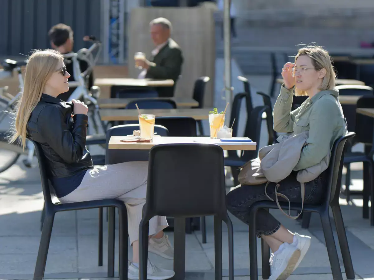 Филолог объяснил, почему обращение на «Вы» с заглавной буквы теряет популярность - новости на Lada.kz 28.02.2026