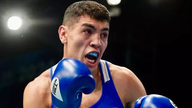 Прямая трансляция Казахстан - Узбекистан и других финалов малого ЧМ по боксу