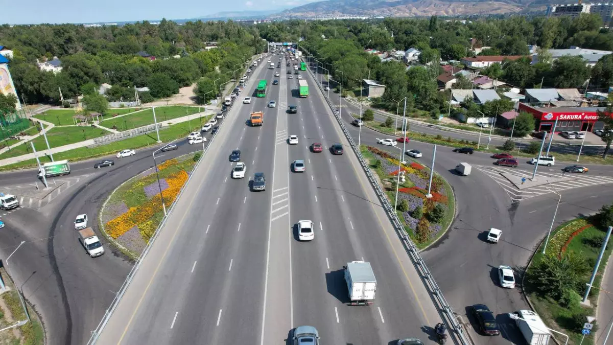 В Алматы усилят ремонт дорог и расширят автобусные полосы