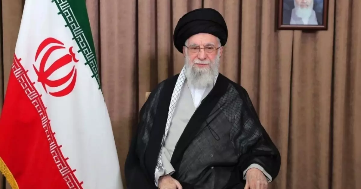  Иран БАҚ-тары Али Хаменеинің қаза тапқанын растады 
