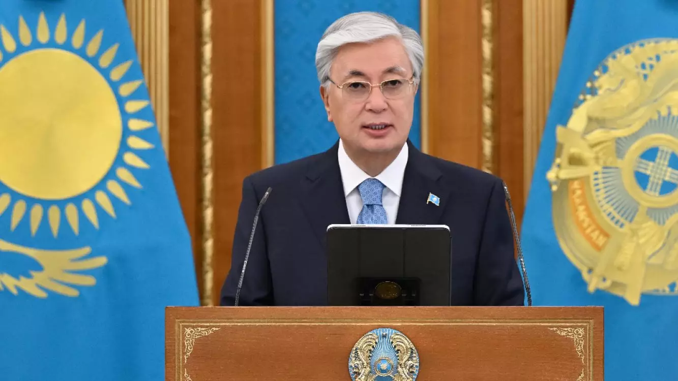 “Қазіргі құбылмалы заманда бұл қасиеттің мән-маңызы ерекше”: Президент Алғыс айту күнімен құттықтады