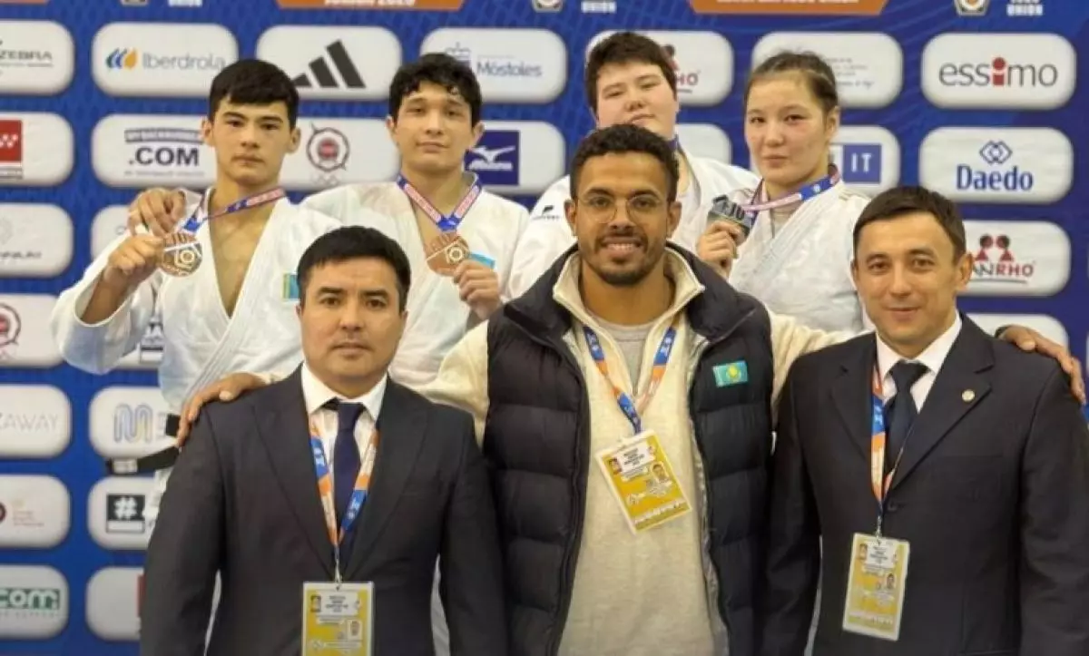 Қазақтан дзюдошысы Еуропа кубогының финалында этникалық қазақ балуанына жол берді