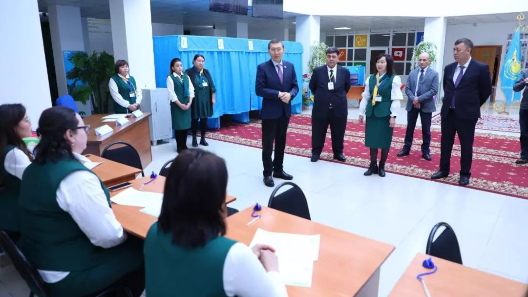 В Мангистауской и Карагандинской областях проинспектировали готовность участков референдума