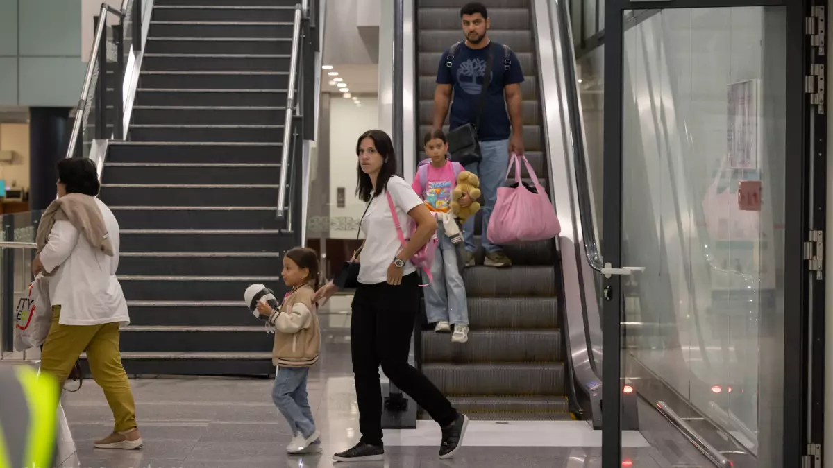 Air Astana Таяу Шығыста қалған 735 жолаушыны қонақүйге орналастырды