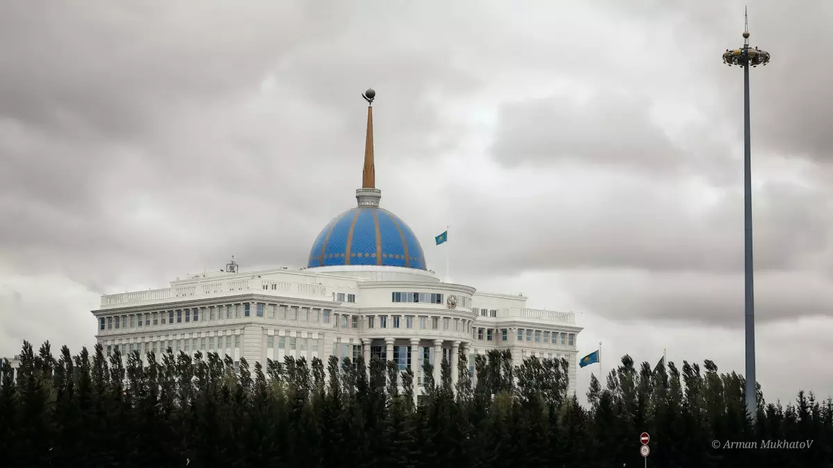 Президент внимательно следит за развитием ситуации на Ближнем Востоке