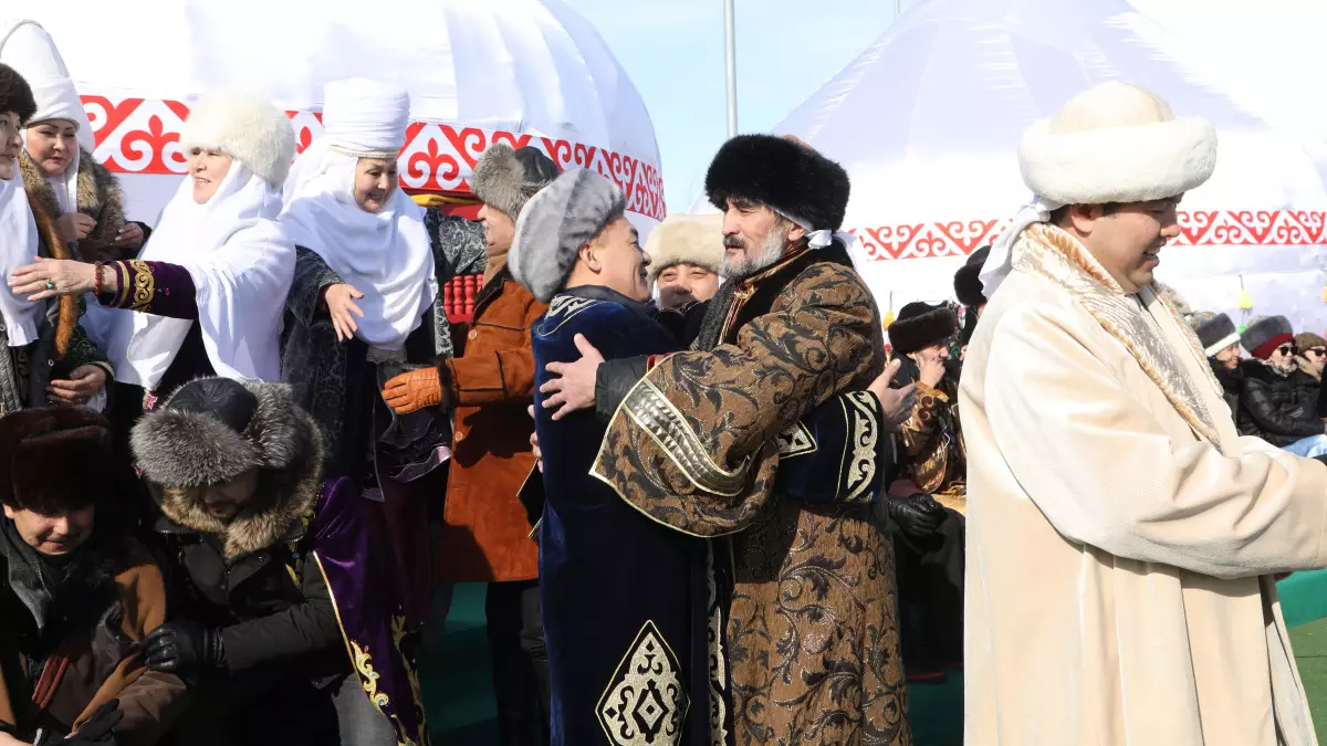 Ортақ  үйдегі мереке