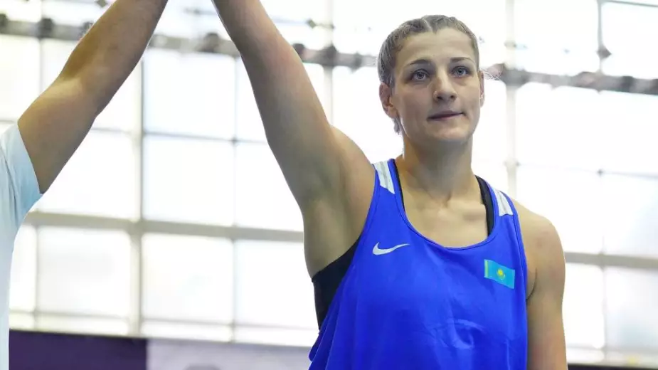 Казахстан обыграл Узбекистан в финале за золото малого ЧМ-2026 по боксу