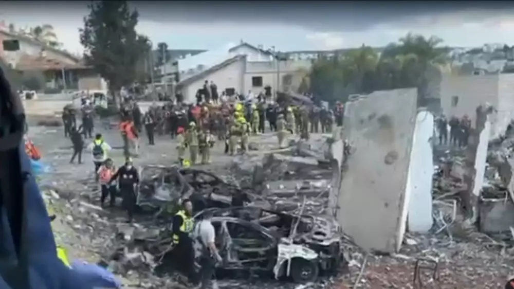 Иран атаковал израильский город баллистической ракетой, девять человек погибли