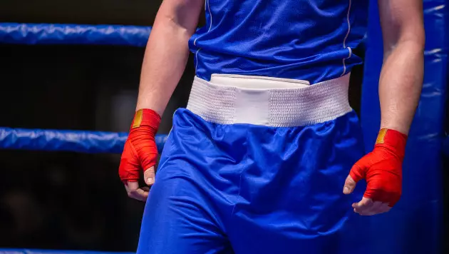 Сенсацией обернулся бой Казахстана за золото малого ЧМ по боксу