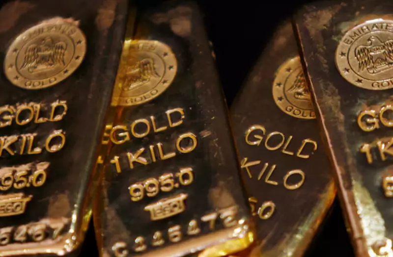 Золото рекордно растет в цене на фоне конфликта на Ближнем Востоке