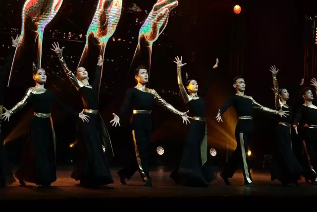 «Замана жаңғырығы» этно-балеті алғаш рет көрермен назарына ұсынылды