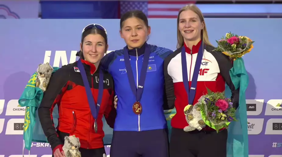 "Круто, что меня поздравил Президент" - интервью пятикратной чемпионки мира по конькобежному спорту из Казахстана