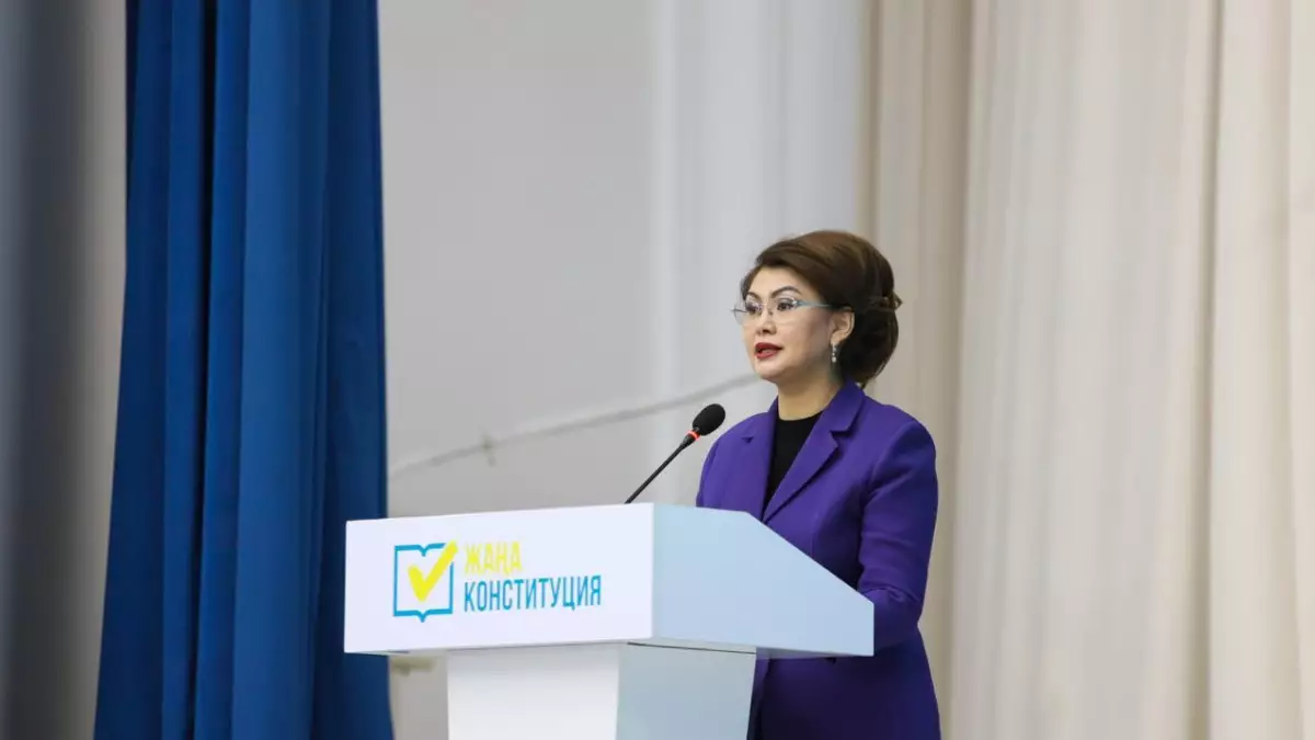 В Усть-Каменогорске на площадке вуза обсудили Новую Конституцию и поддержку референдума