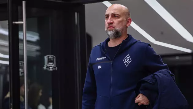 "Хуже не было": фанаты клуба РПЛ требуют уволить Адиева. Он вернётся в Казахстан?