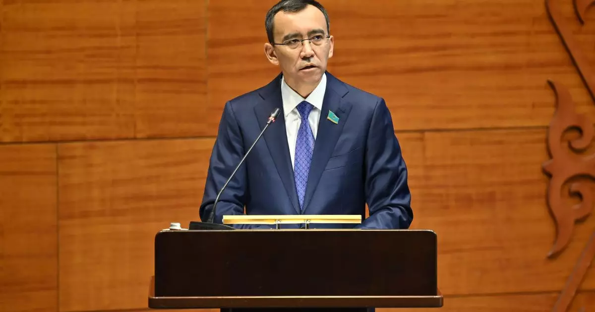   Жаңа Конституция жастардың әлеуетін ашудың берік негізін қалыптастырады – Мәулен Әшімбаев   