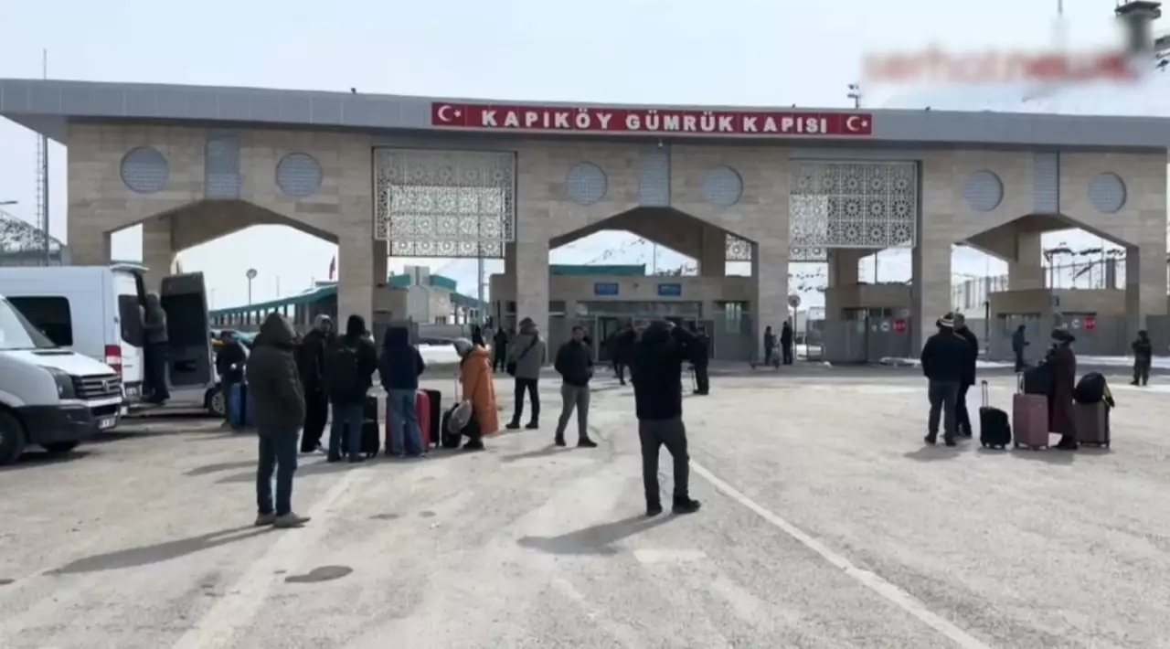 Түркия Иранмен шекараны толық жапты