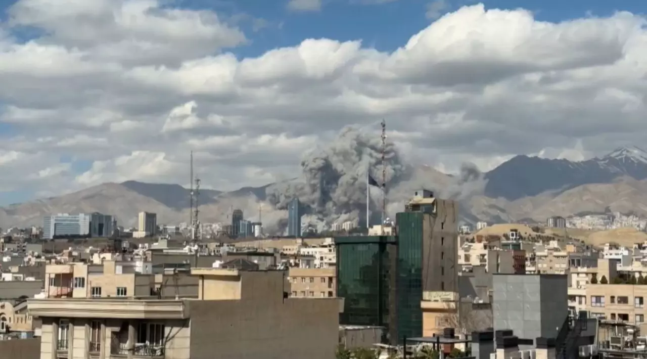 Иранда құрбандар саны 555 адамға жетті