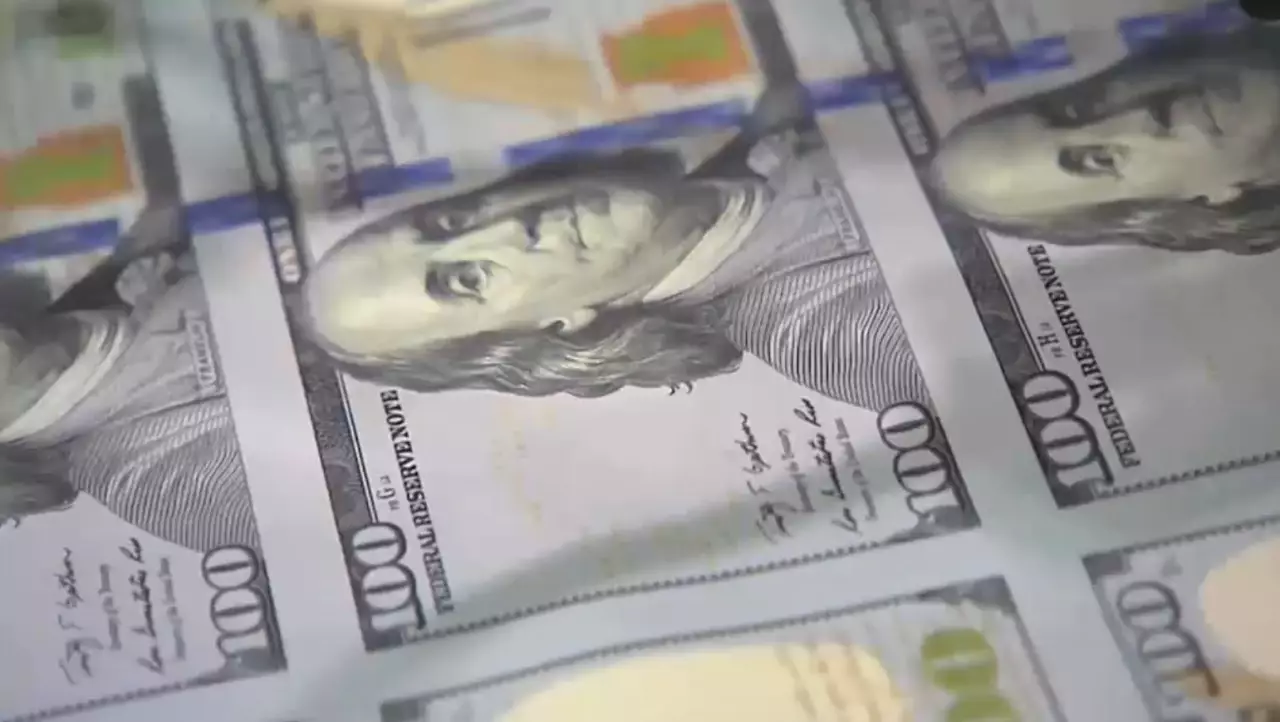 АҚШ пен Израильдің Иранға әуе шабуылынан кейін доллар күрт қымбаттады