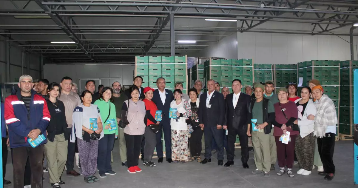   Алматы облысында коалиция мүшелері жұмысшылармен кездесті   