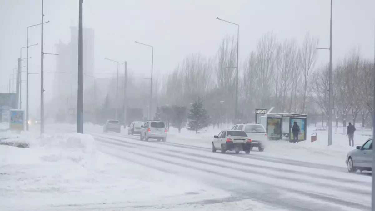 3 наурызда жолға шыққандарға ескерту: 12 облыста қар мен боран күтіледі