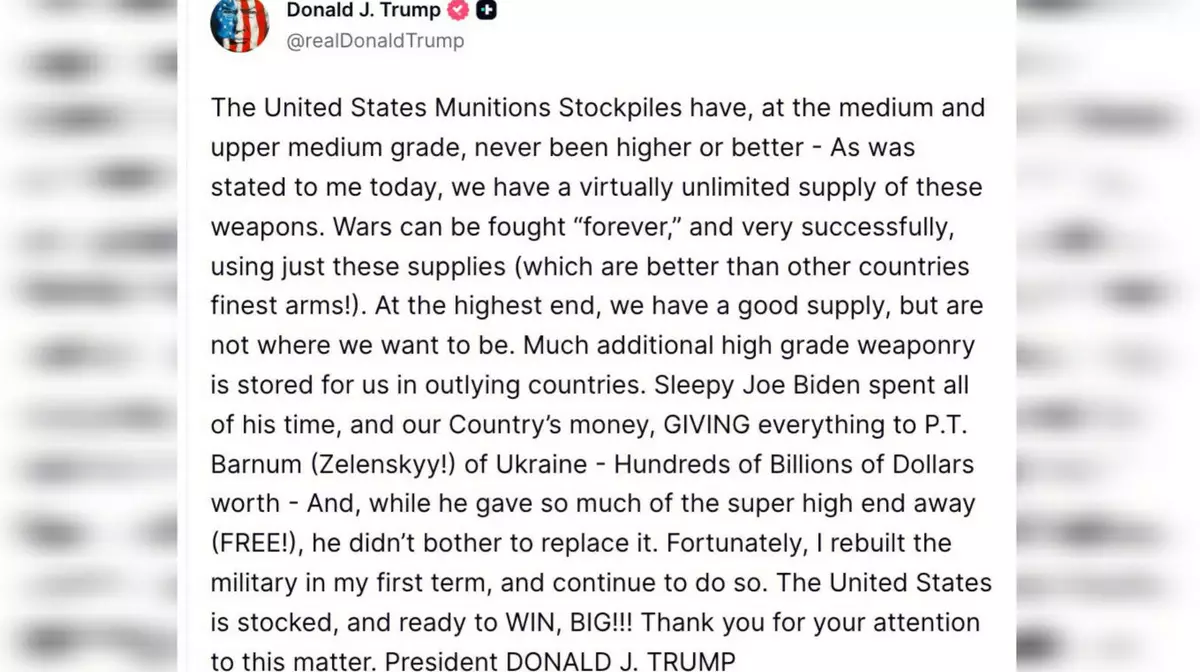 Трамп назвал Зеленского "циркачом" и обвинил Байдена в разбазаривании американского оружия