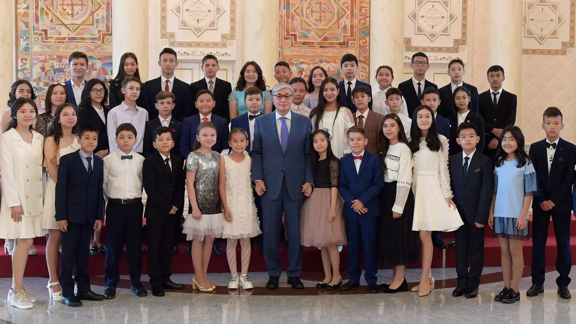 «Ұлттық қор – балаларға» президенттік бағдарламасы: үш жыл ішінде балаларға $2,5 млрд-тан астам қаражат аударылды