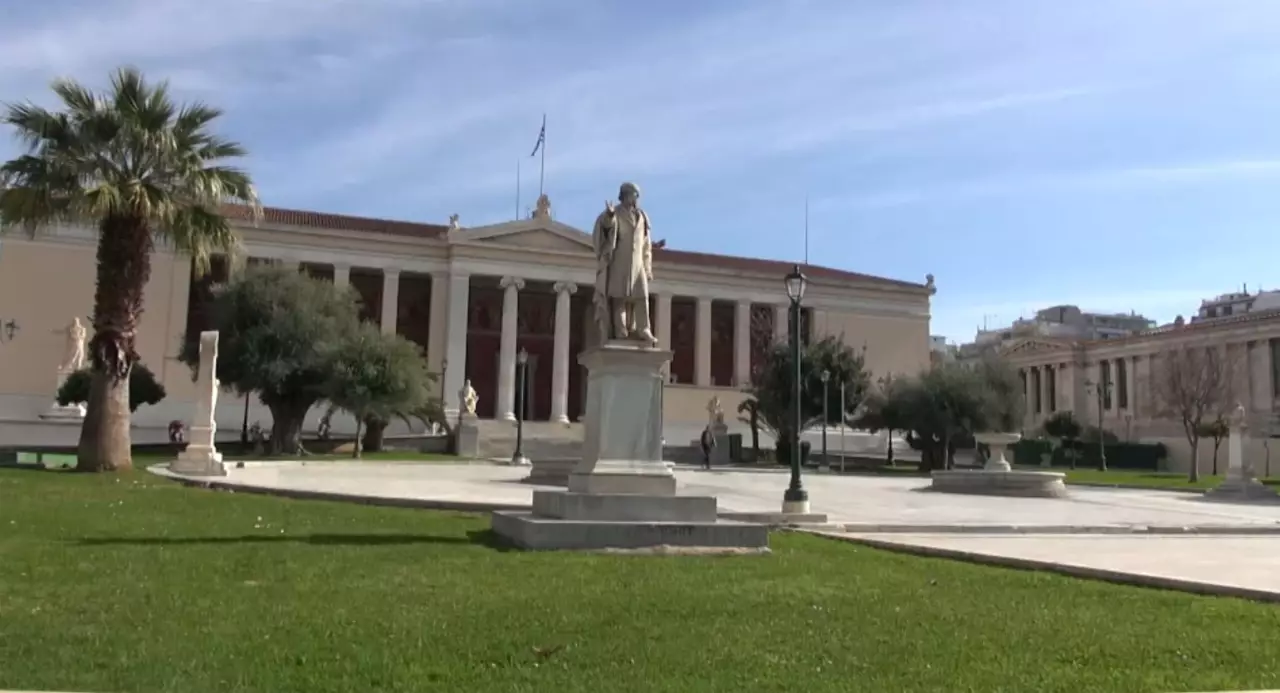 Грекияда Әл-Фараби мұралары ұлықталды