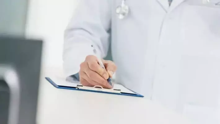 В Узбекистане планируют отменить суперконтракт в медицинских вузах