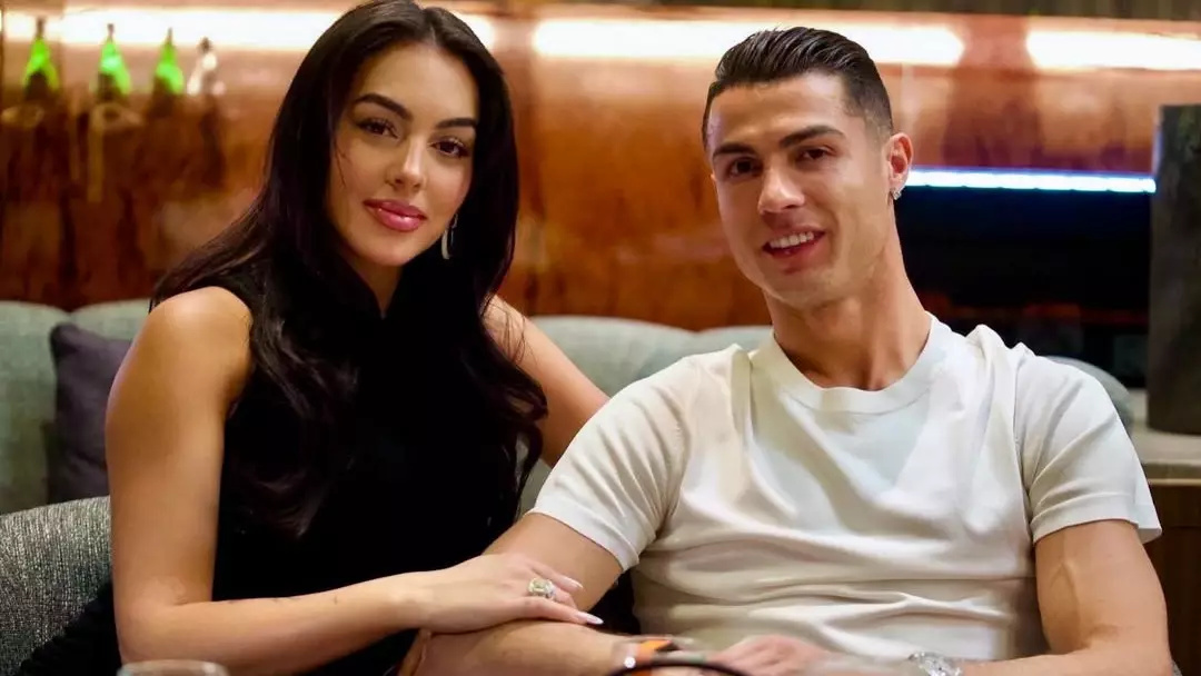 Роналдудың ұшағы қақтығыстың өршуіне байланысты Сауд Арабиясынан ұшып кетті