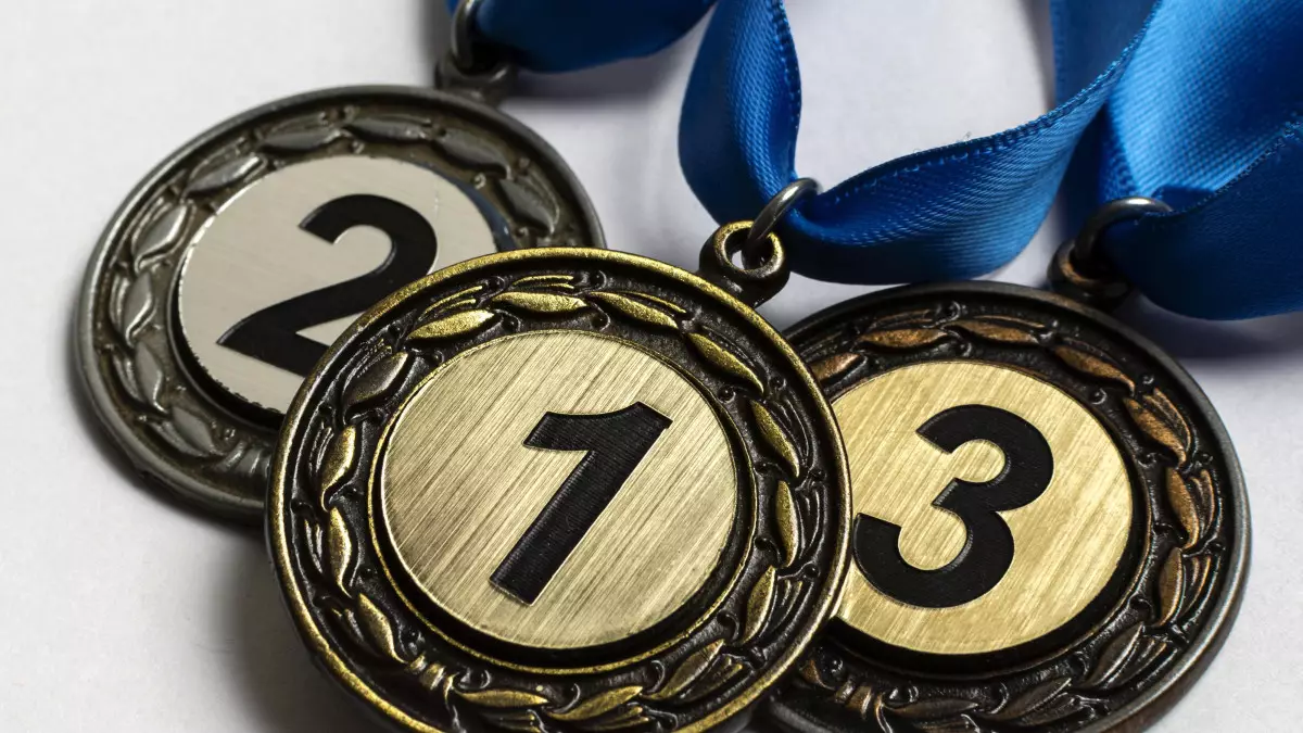 Ақшаға сатып алынған атақ: Марапаттың құны қанша?