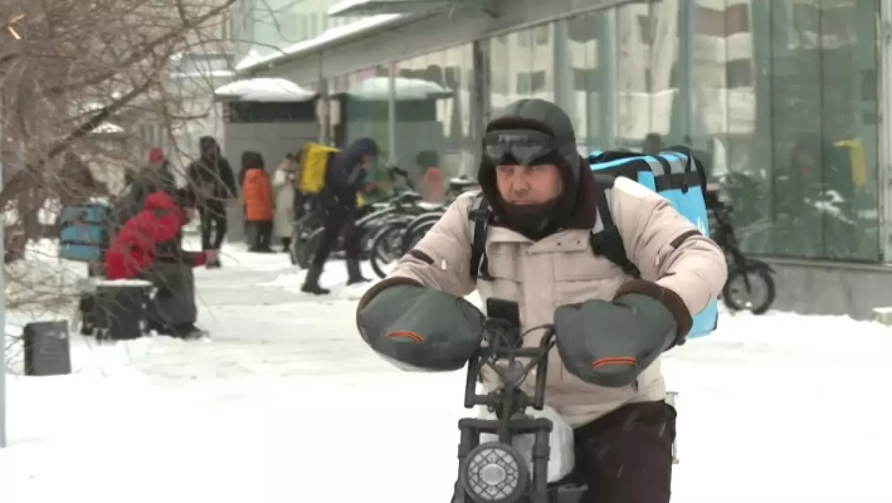 Единые стандарты качества предлагают внедрить для курьеров