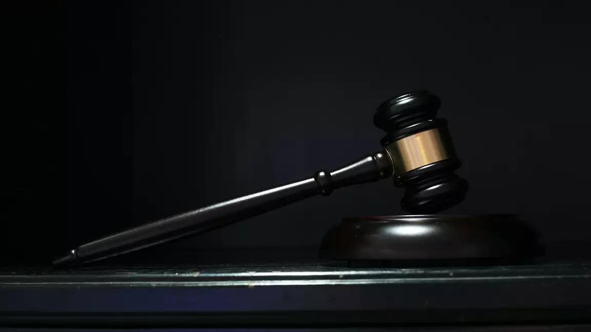 16 жылға сотталды: Павлодарда кәмелетке толмағанды зорлаған адамға үкім шықты