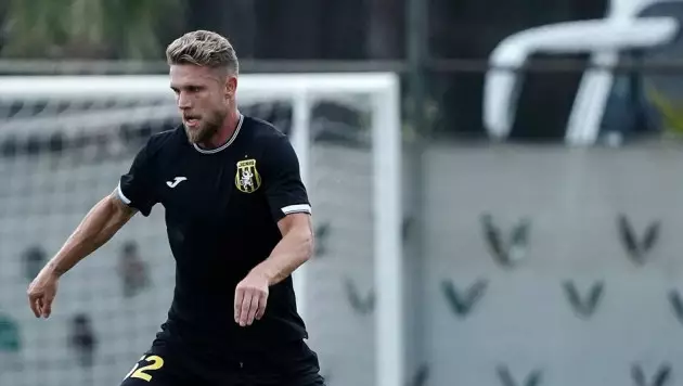 Меркель хочет играть за сборную Казахстана. Почему он способен усилить команду