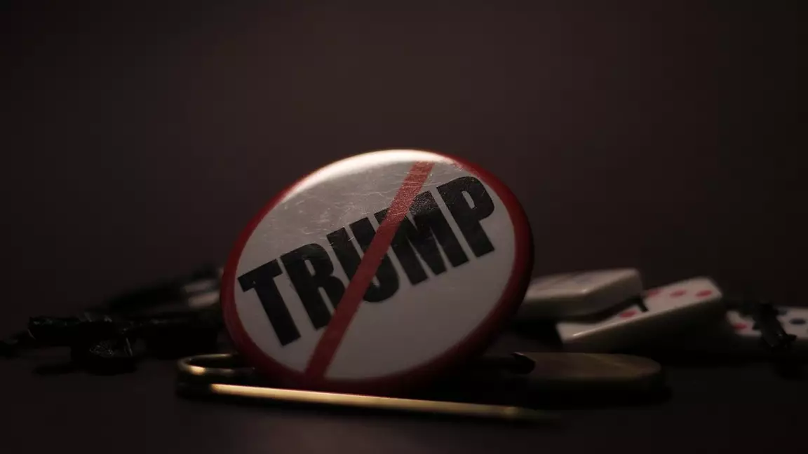 АҚШ Сенаты Трамптың әскери өкілеттігін шектеді ме?