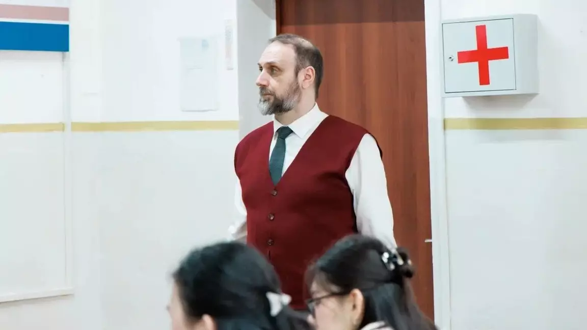 Жетісу университетінің студенттері Италиядан келген ұстаздан дәріс алуда