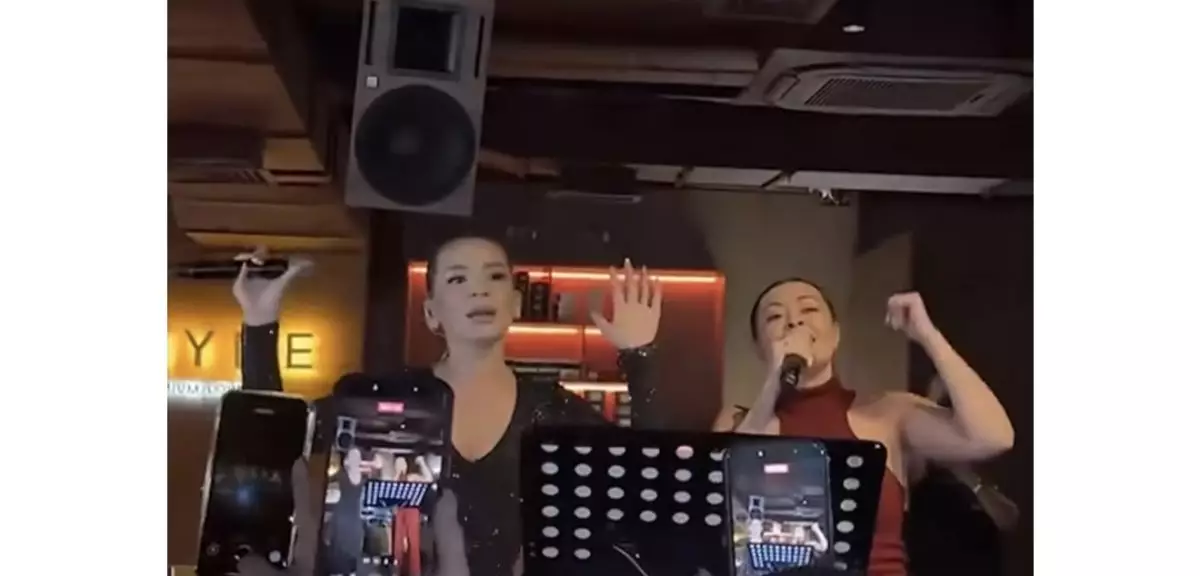 «Екі легенда»: Мақпал Исабекова мен Дильназ Ахмадиева елді аузына қаратты (ВИДЕО)