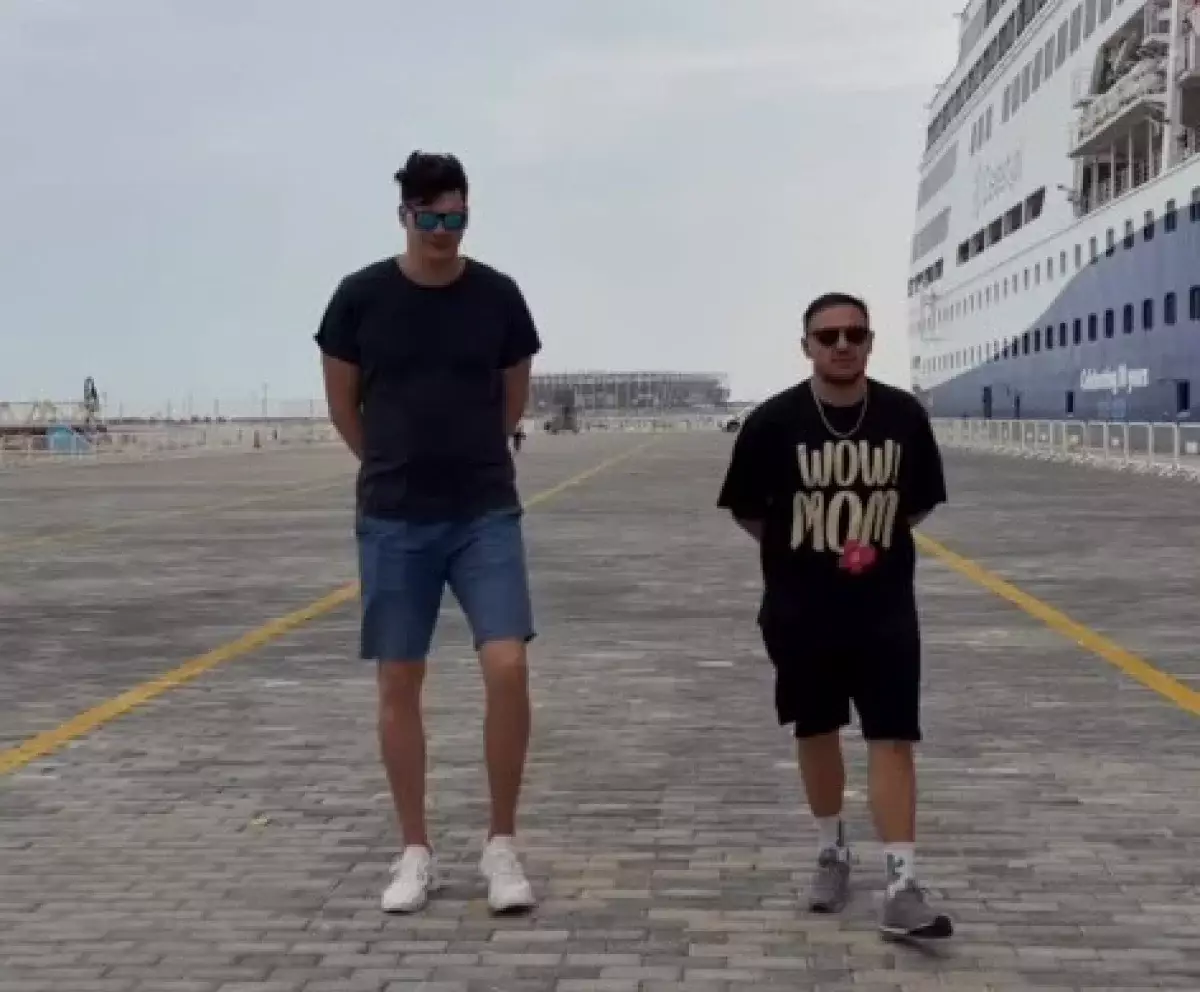 «Мама, почему я не казах?»: россиянин позавидовал эвакуации казахстанцев