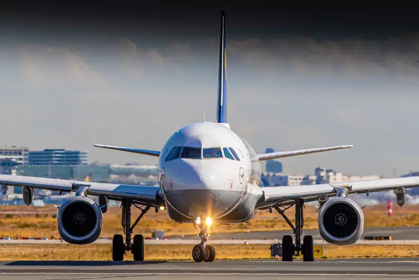 Таяу Шығыс елдерінен келген ұшақтар ел әуежайларына қонды