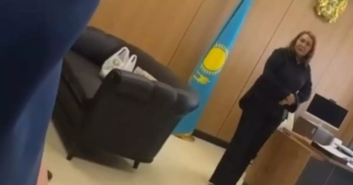  Колледждегі кикілжің: Директор зекіген соң жүкті әйел ауруханаға түсті 