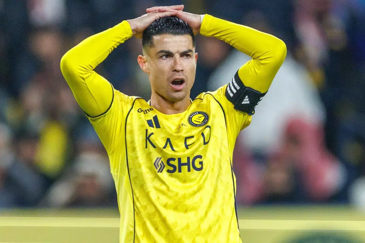 Дубайдан шұғыл ұшып кеткен Роналдудың жарақат алғаны белгілі болды