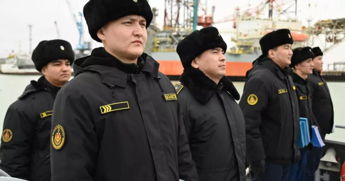   Ақтауда Әскери-теңіз күштері корабльдерінің экипаждары К-1 курстық тапсырмасын орындады   