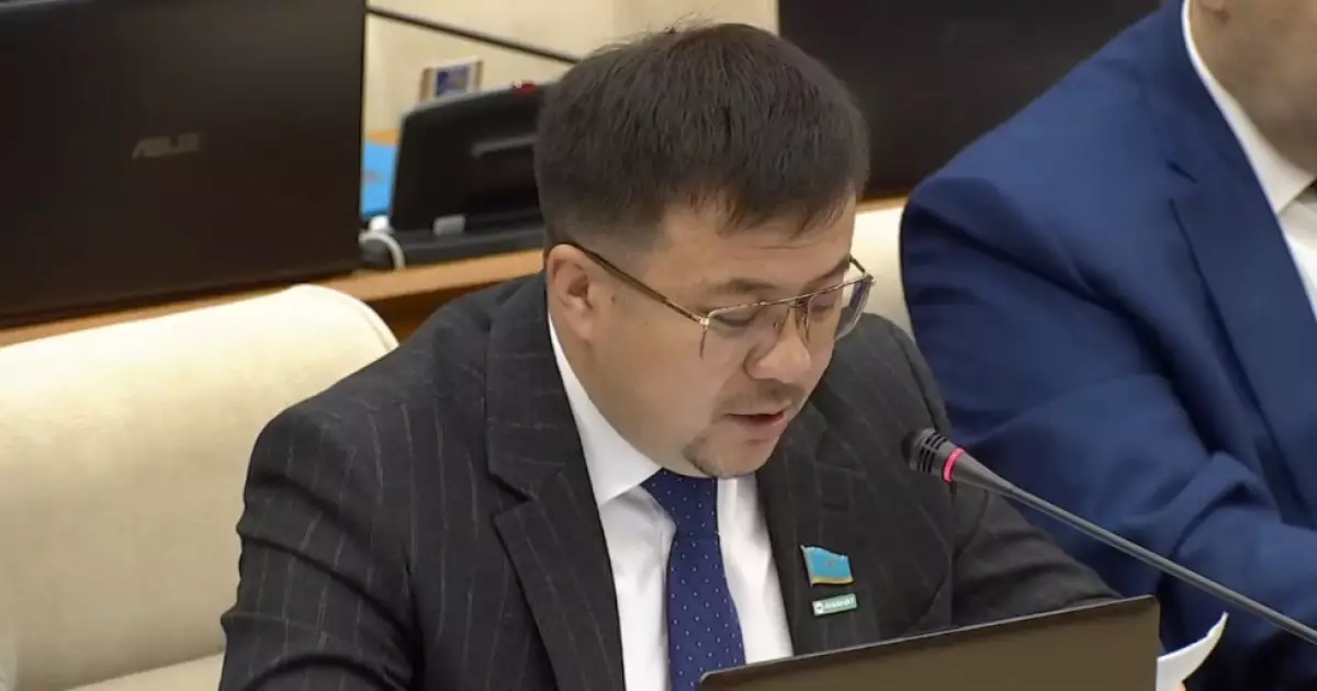   Шетелдік қарулы қақтығысқа қатысып, елге оралған азаматтарға кешенді мемлекеттік бағдарлама әзірлеу қажет  – Жарқынбек Амантайұлы   