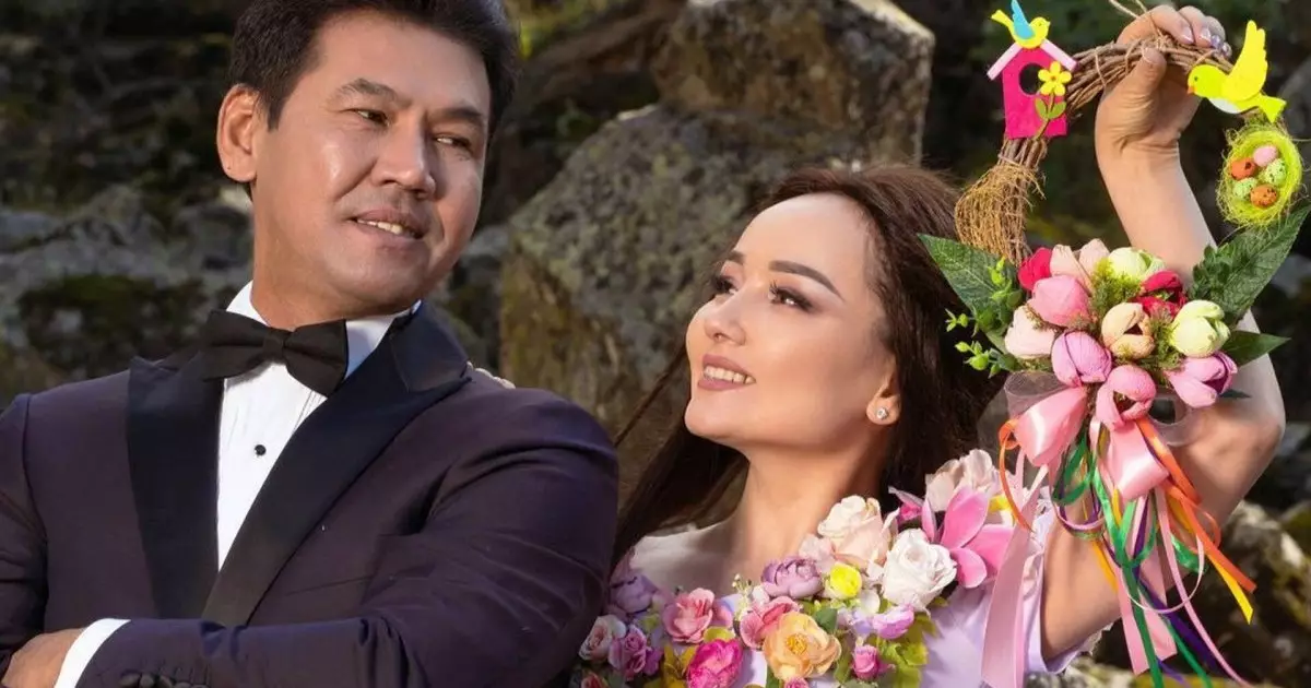  `Үлгермей жатсақ...` – Дубайда қалып қалған әнші Жазира Байырбекованы ұшаққа мінгізбей қойған (ФОТО) 