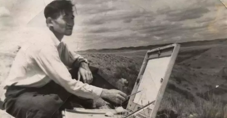 Әбілхан Қастеевтің бұрын-соңды жарияланбаған суреттері таныстырылды