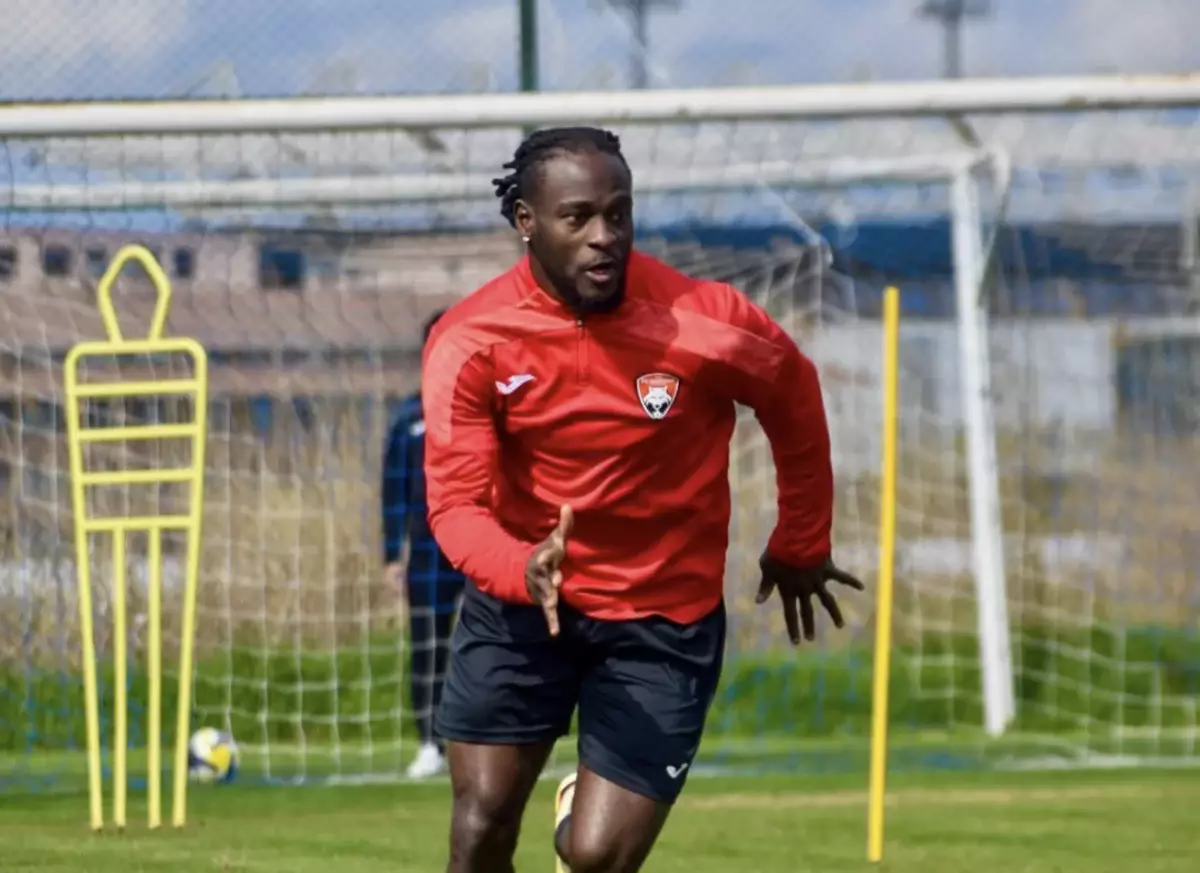 Виктор Мозестің Қазақстанға келуі кешеуілдеп жатыр