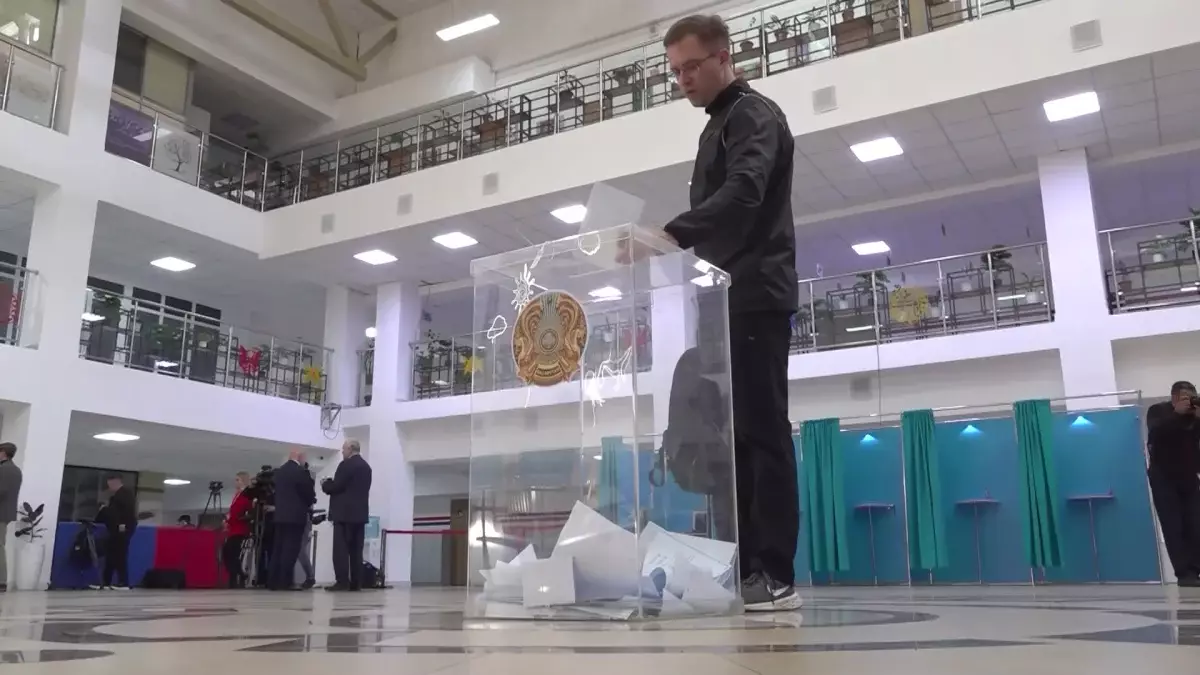 Алматылық заңгерлер қазақстандықтарды референдумға белсенді қатысуға шақырды