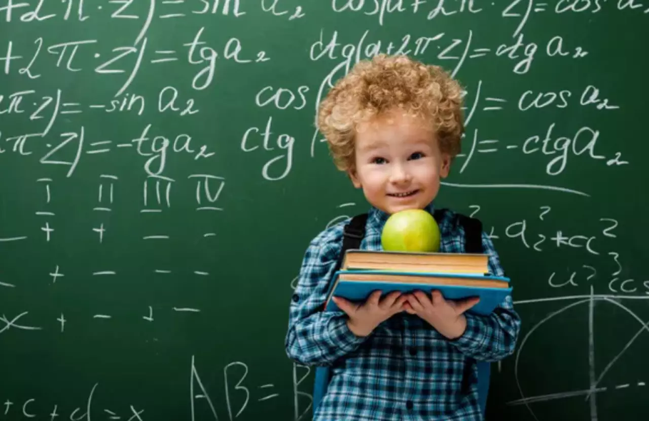 Казахстанские школы перешли на цифровой учет школьного питания