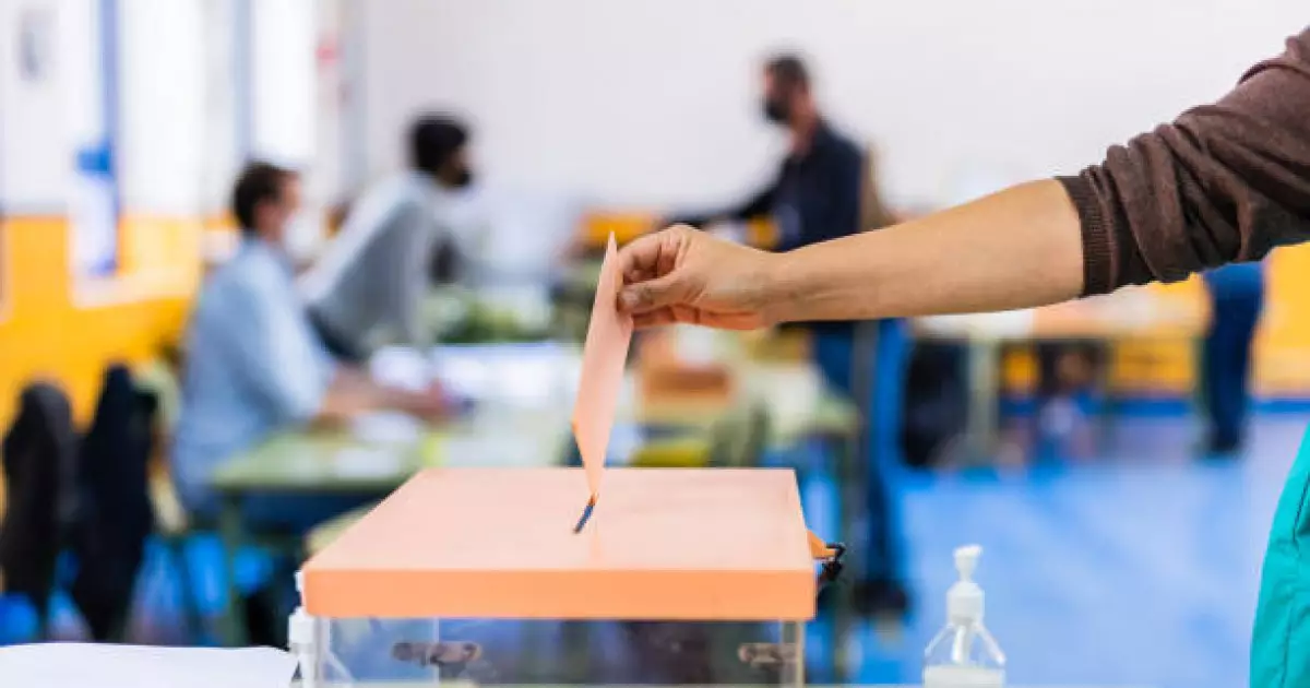   Жаңа Конституция бойынша референдумға халықтың 70 пайыздан астамы қатысуға ниетті   