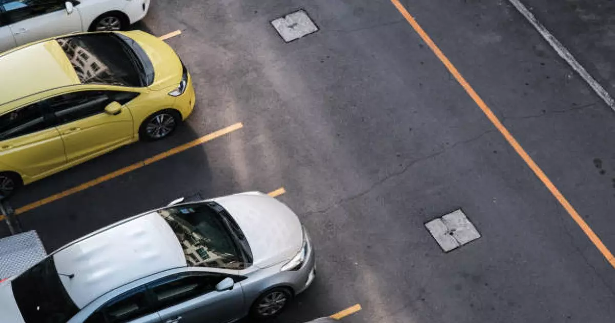  Көкшетау тұрғыны автокөлігін айып тұрағынан жалған құжат арқылы алып кетпек болған 