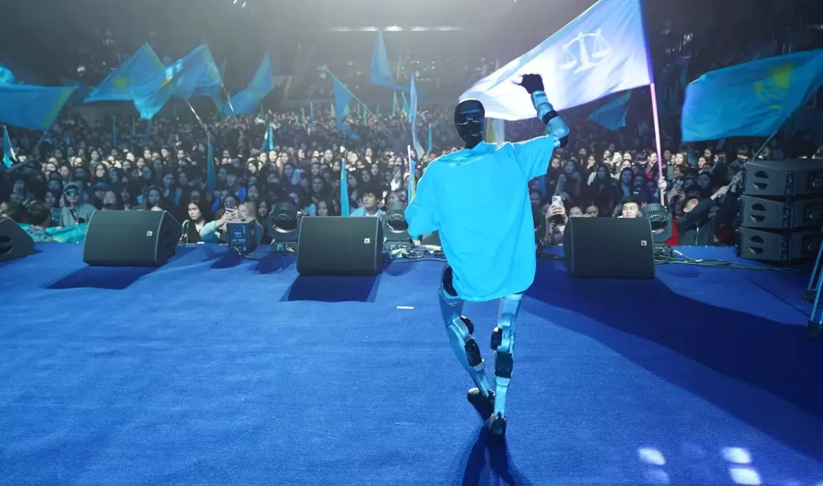 Jas Stars: Алматыда референдумды қолдауға бағытталған ауқымды концерт өтті